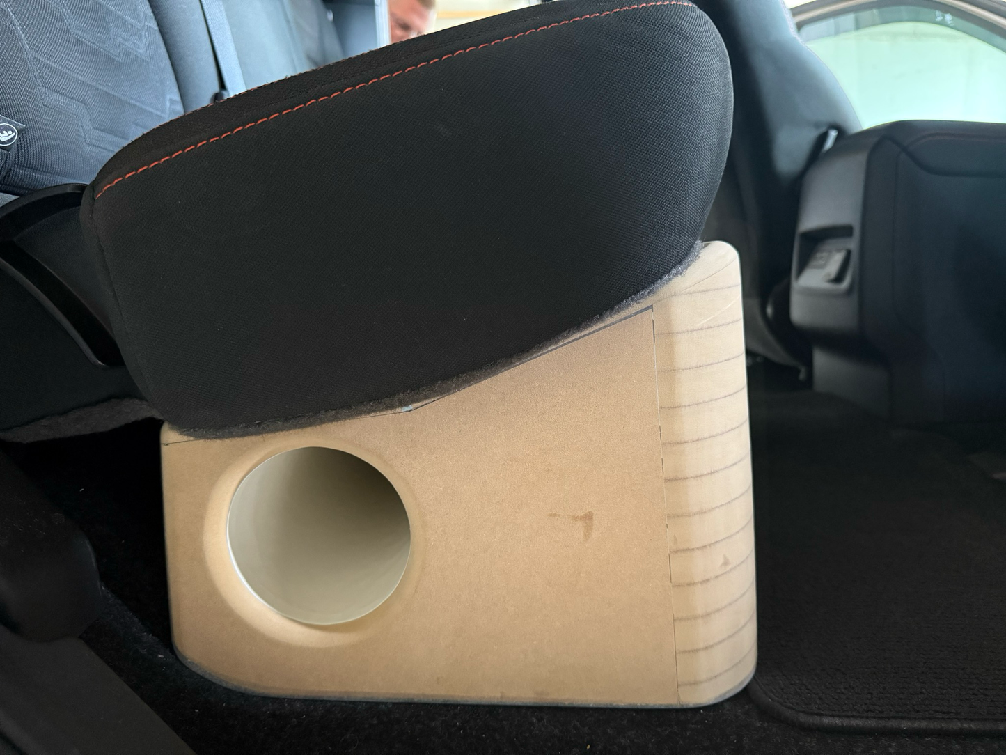 05-25 Nissan Frontier Crew Cab Ported 4-6.5” Subwoofer Enclosure