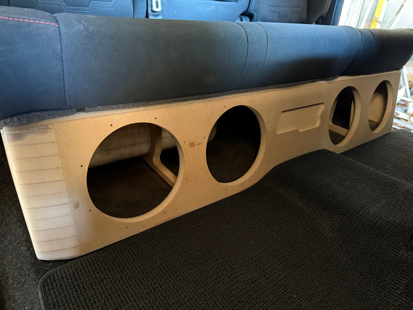 05-25 Nissan Frontier Crew Cab (Perfect Fit) 4-8” Subwoofer box