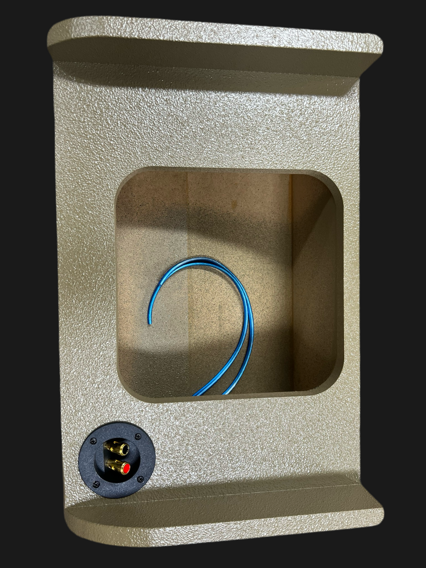05-25 Nissan Frontier Crew Cab Single 10” Sealed Down Fire Subwoofer Enclosure (Kicker L7 thin)