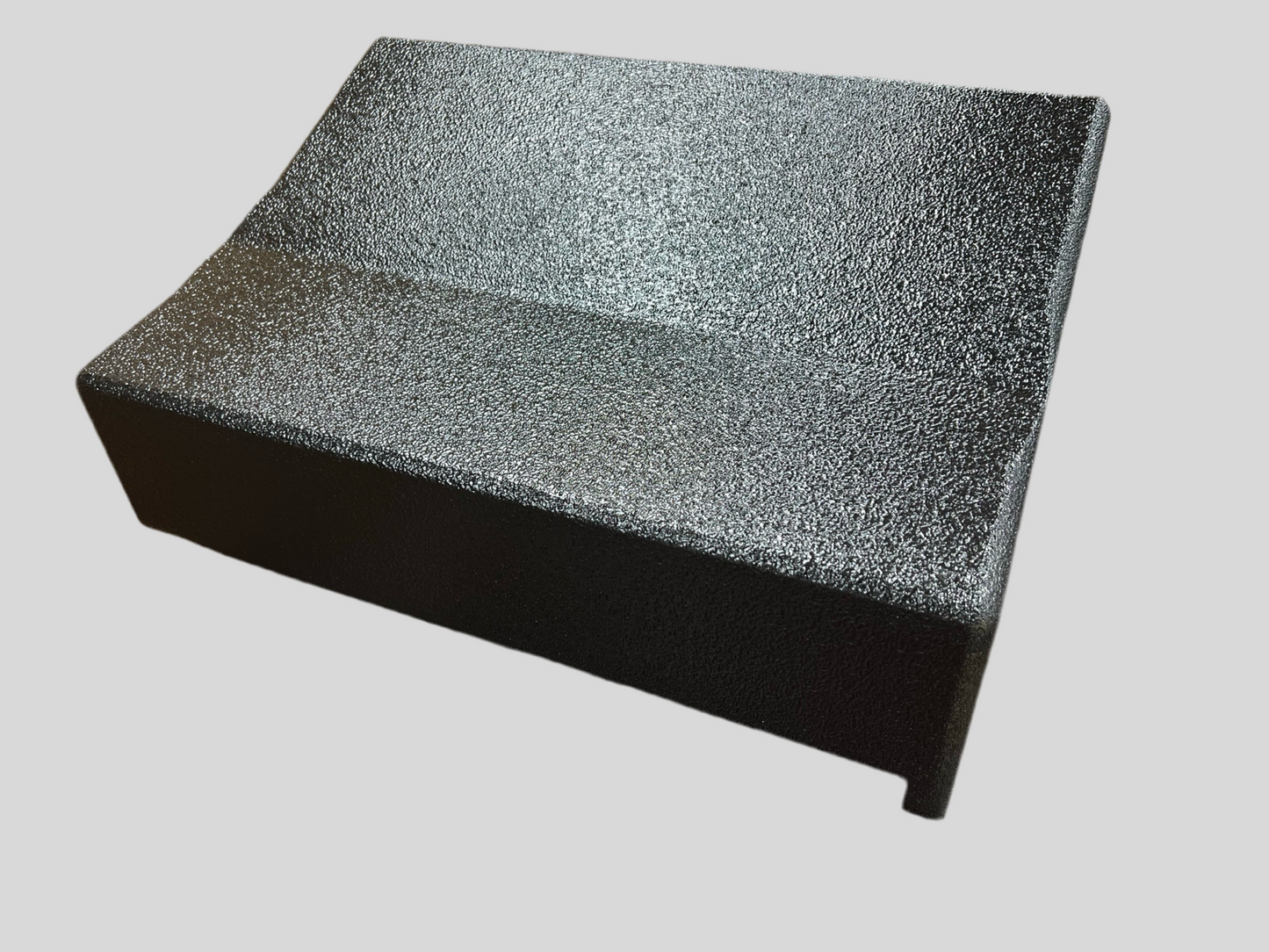 05-25 Nissan Frontier Crew Cab Single 10” Sealed Down Fire Subwoofer Enclosure (Kicker L7 thin)