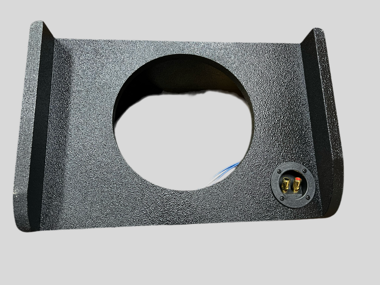 05-25 Nissan Frontier Crew Cab Single 10” Sealed Down Fire Subwoofer Enclosure ( 9.25” Hole )